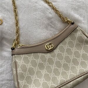 Cute neutral shoulder bag